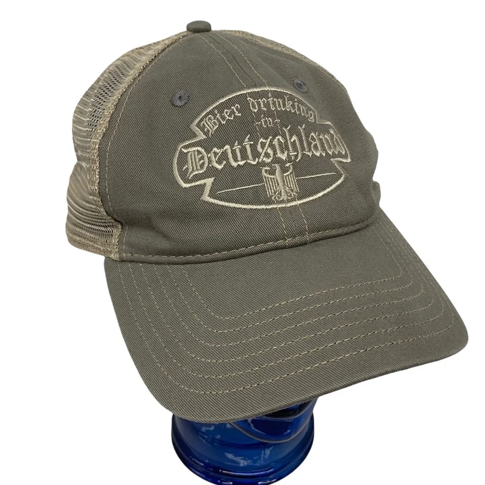 Disney Parks EPCOT Germany Showcase Oktoberfest Bier Drinking Deutschland Hat